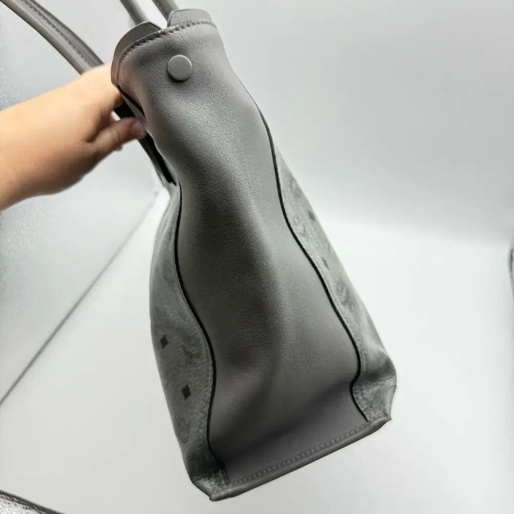 MCM Monogram Visetos Top Zip Shopper Tote Grey - Picture 4 of 16